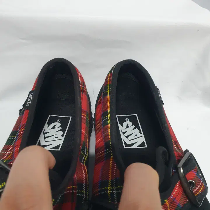 thumbnail-5
